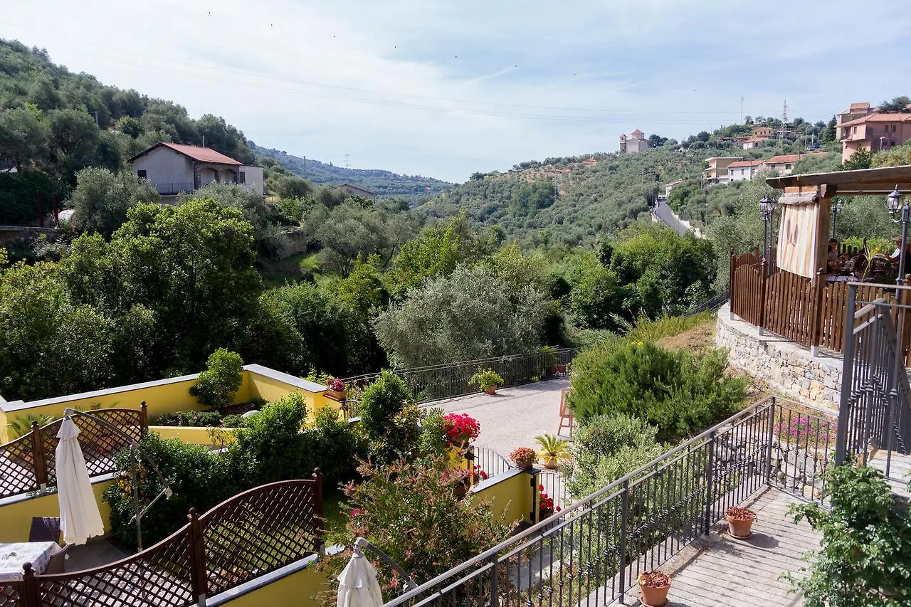 Appartamenti Antico Frantoio Doria Resort Imperia 0*,  Italia